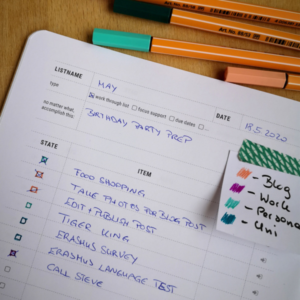 Bullet Journal Hack COLOUR CODE - There's a book for that.